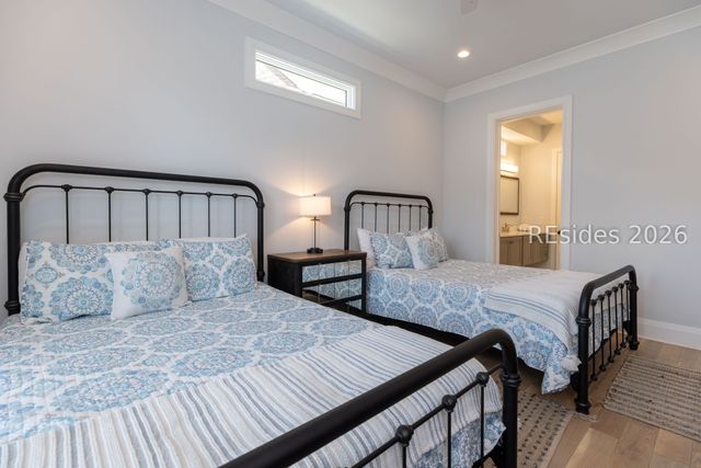 10 Collier Beach Rd, Hilton Head Island, SC 29928