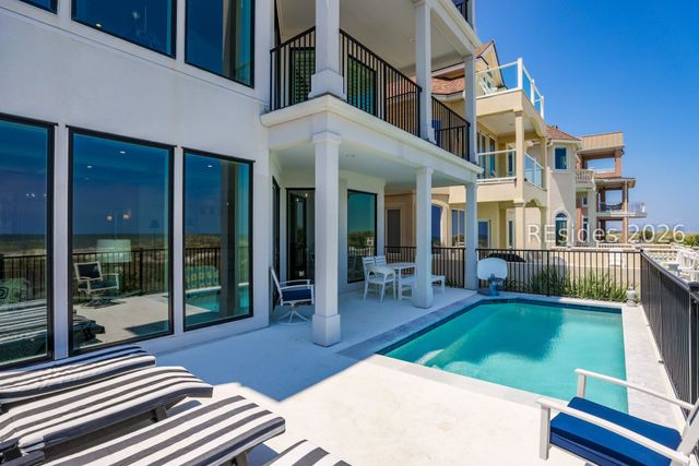10 Collier Beach Rd, Hilton Head Island, SC 29928