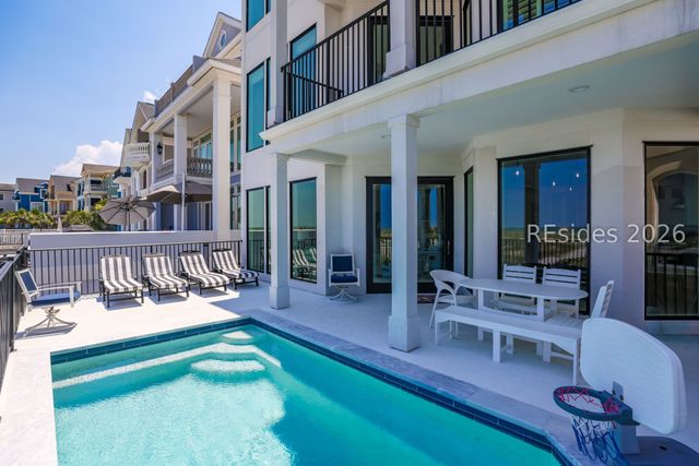 10 Collier Beach Rd, Hilton Head Island, SC 29928