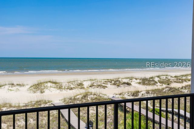 10 Collier Beach Rd, Hilton Head Island, SC 29928
