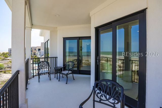 10 Collier Beach Rd, Hilton Head Island, SC 29928