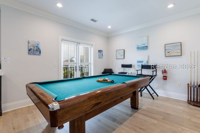 10 Collier Beach Rd, Hilton Head Island, SC 29928