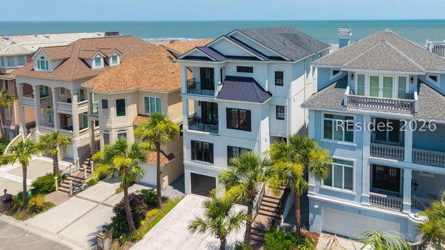 10 Collier Beach Rd, Hilton Head Island, SC 29928