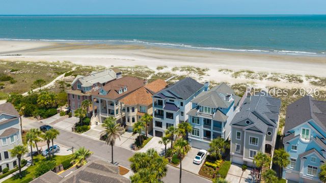 10 Collier Beach Rd, Hilton Head Island, SC 29928