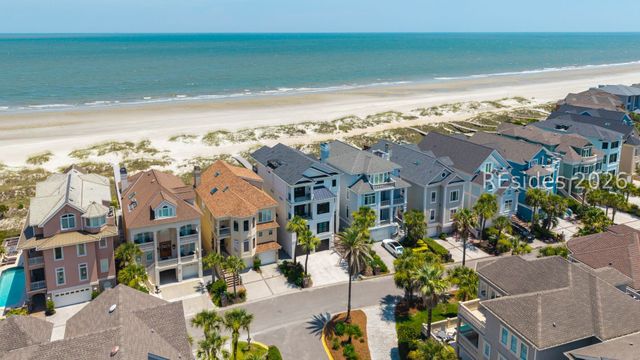 10 Collier Beach Rd, Hilton Head Island, SC 29928