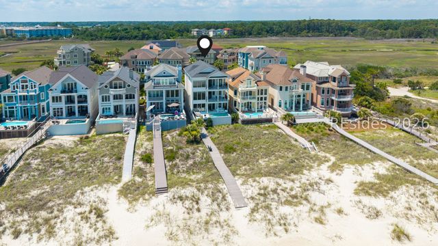 10 Collier Beach Rd, Hilton Head Island, SC 29928