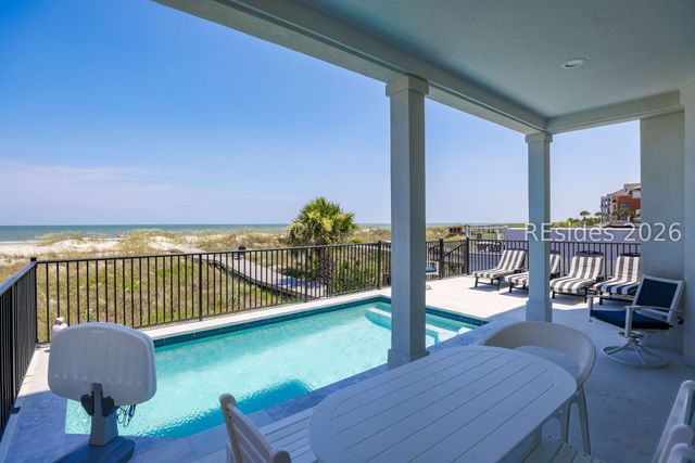 10 Collier Beach Rd, Hilton Head Island, SC 29928