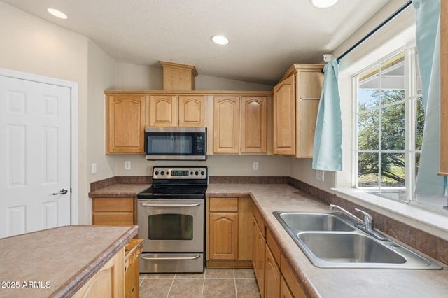 5444 E PLEASANT View Lane, Hereford, AZ 85615