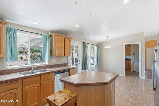 5444 E PLEASANT View Lane, Hereford, AZ 85615