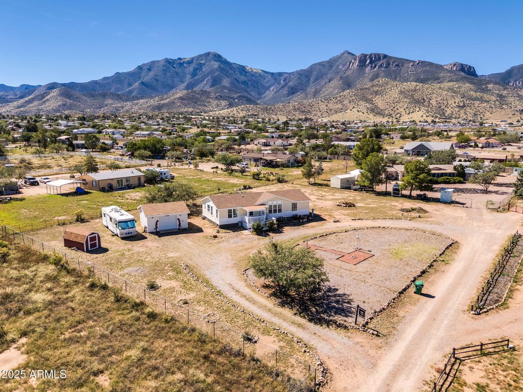 5444 E PLEASANT View Lane, Hereford, AZ 85615