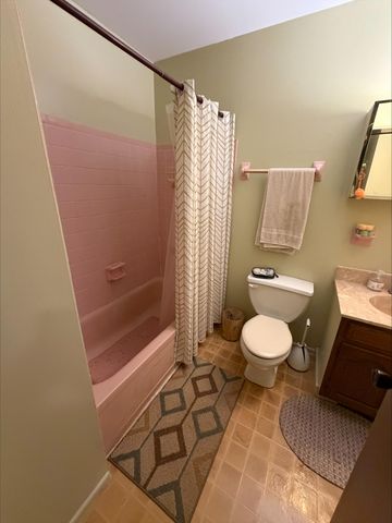 4 South Street, Valparaiso, IN 46383
