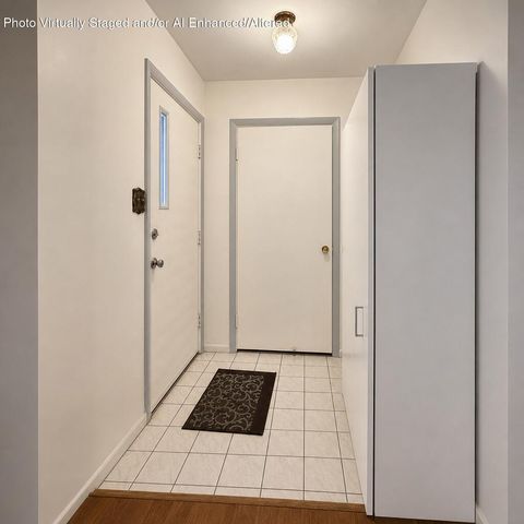 4 South Street, Valparaiso, IN 46383