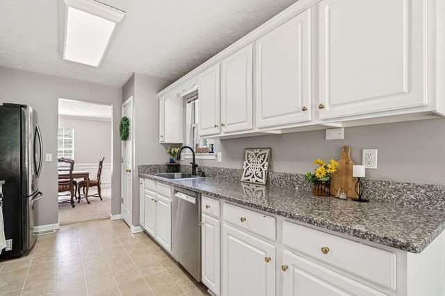 339 Pioneer Trail, Dallas, GA 30132