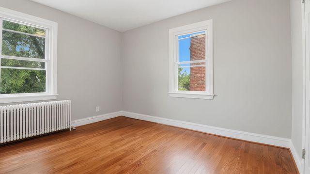 2708 MINNESOTA AVE SE, Washington, DC 20019