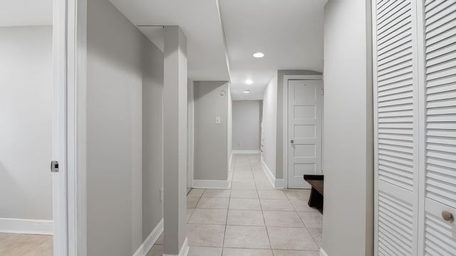 2708 MINNESOTA AVE SE, Washington, DC 20019