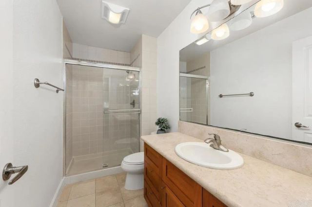8544 Via Mallorca B, La Jolla, CA 92037