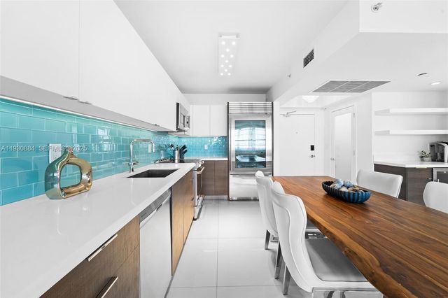 100 Lincoln Rd 1523, Miami Beach, FL 33139