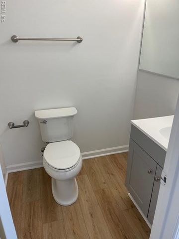 418 Big Leaf CT, Virginia Beach, VA 23454