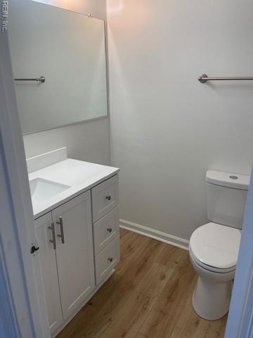 418 Big Leaf CT, Virginia Beach, VA 23454