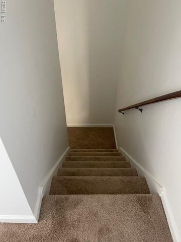 418 Big Leaf CT, Virginia Beach, VA 23454