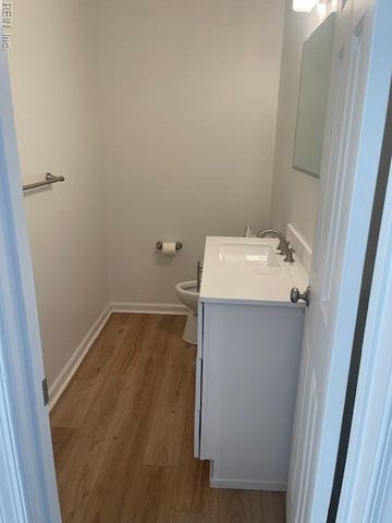 418 Big Leaf CT, Virginia Beach, VA 23454