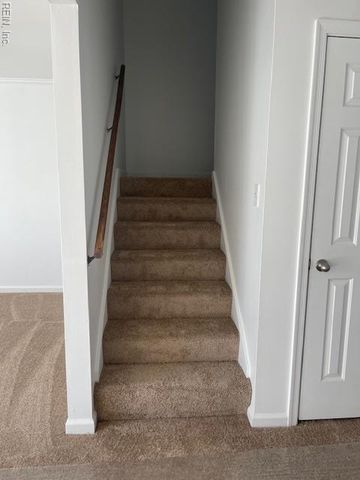 418 Big Leaf CT, Virginia Beach, VA 23454