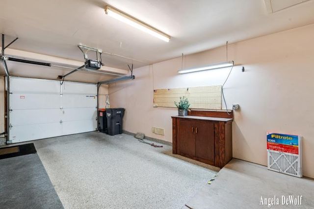 318 Aniline Avenue N, Holland Twp, MI 49424