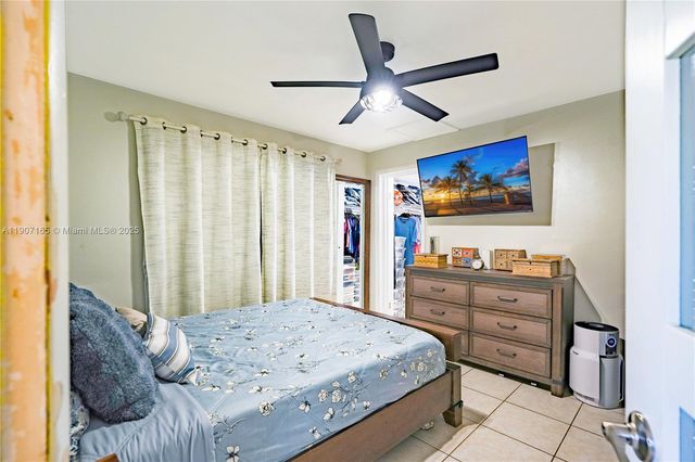 6741 Coolidge St, Hollywood, FL 33024