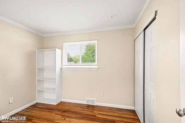 35619 Seville Street, Clinton Twp, MI 48035
