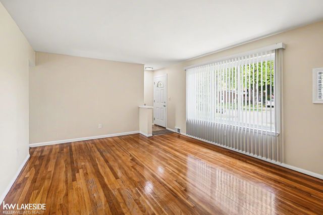 35619 Seville Street, Clinton Twp, MI 48035