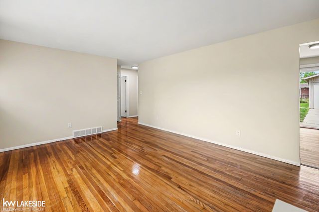 35619 Seville Street, Clinton Twp, MI 48035