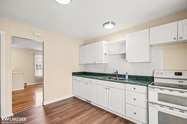 35619 Seville Street, Clinton Twp, MI 48035