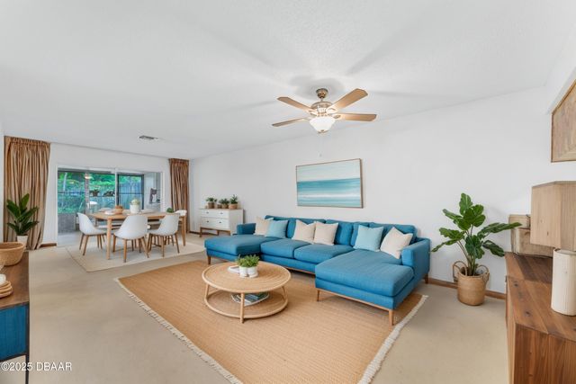 4 Sugarberry Circle, Ormond Beach, FL 32174
