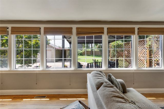 2714 E 16th Place, Tulsa, OK 74104