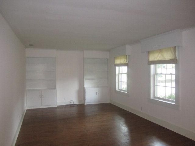 311 Edgewood St, Paris, TN 38242