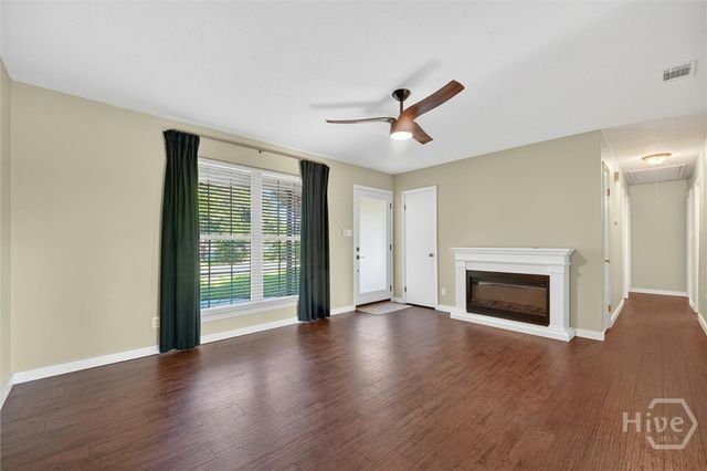 448 Queens Way, Ellabell, GA 31308