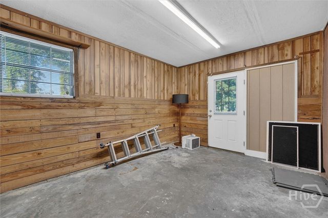 448 Queens Way, Ellabell, GA 31308