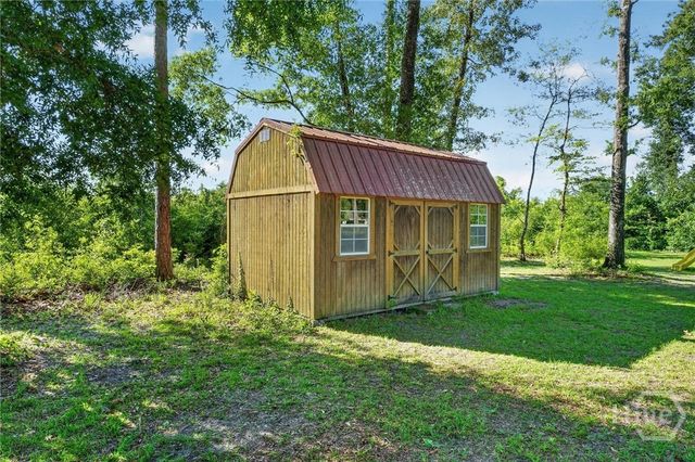448 Queens Way, Ellabell, GA 31308