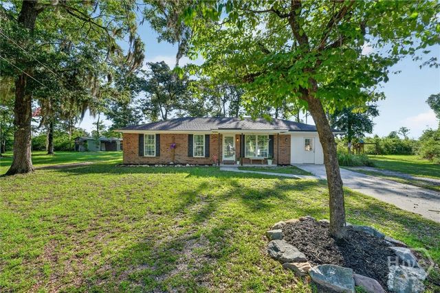 448 Queens Way, Ellabell, GA 31308