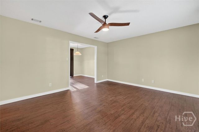 448 Queens Way, Ellabell, GA 31308