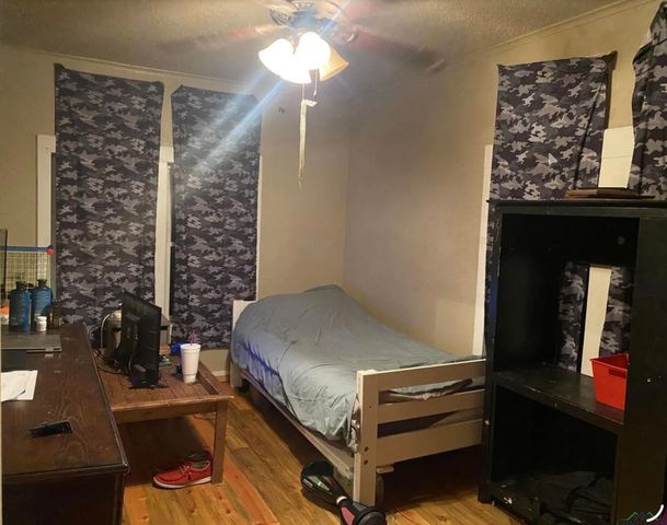 609 Gay Ave, Gladewater, TX 75647