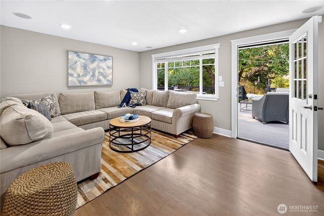 16130 SE 47th Place, Bellevue, WA 98006