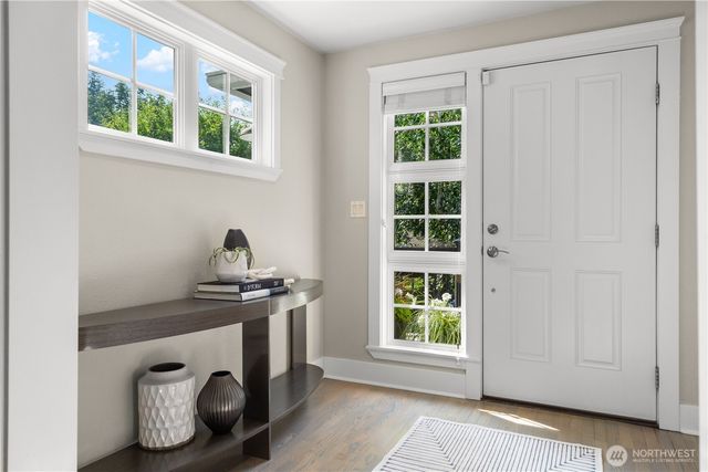 16130 SE 47th Place, Bellevue, WA 98006