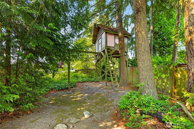 16130 SE 47th Place, Bellevue, WA 98006
