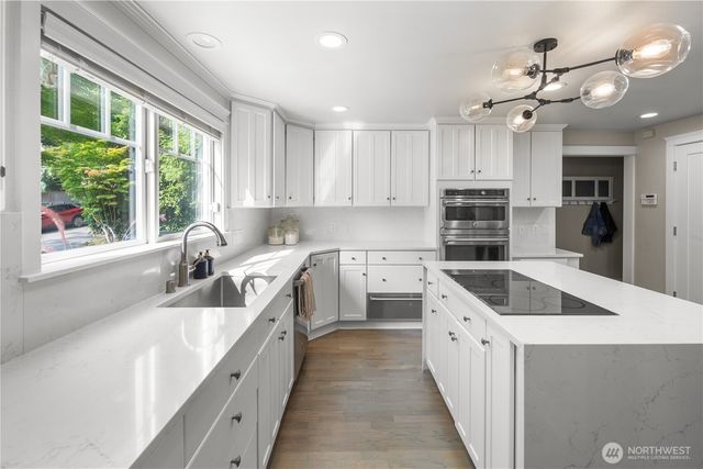 16130 SE 47th Place, Bellevue, WA 98006