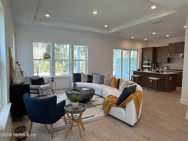 141 OAKMOSS Drive, St. Johns, FL 32259