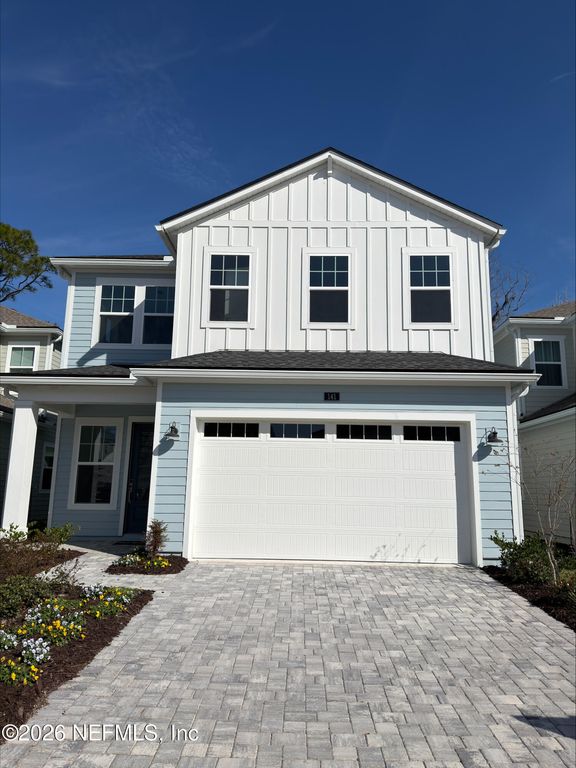 141 OAKMOSS Drive, St. Johns, FL 32259