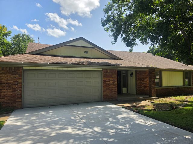 208 W 118th Street S, Jenks, OK 74037
