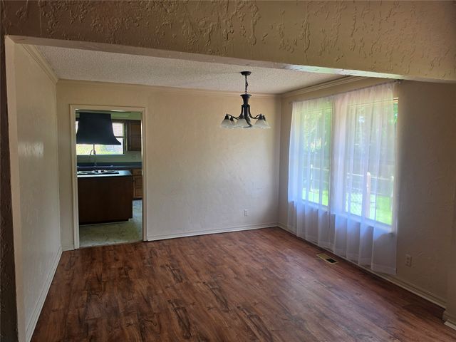 208 W 118th Street S, Jenks, OK 74037