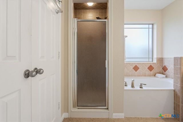 356 Nolan Ridge Drive, Nolanville, TX 76559
